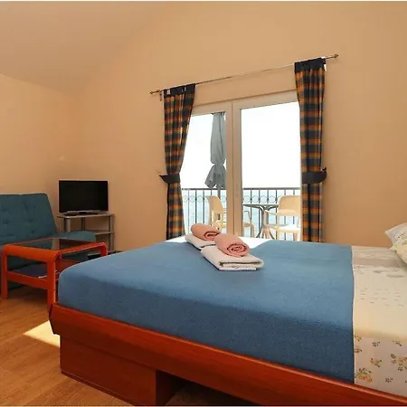 On The 3* Drvenik (Split-Dalmatia)