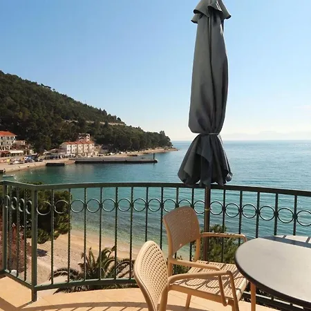Hotel On The 3*